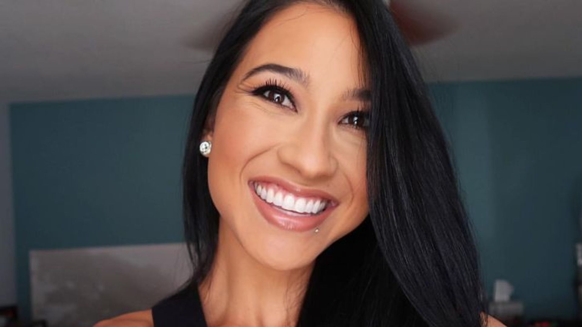 Stephanie Buttermore inspired luxury article banner